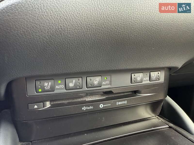 Седан Lexus ES 2019 в Киеве