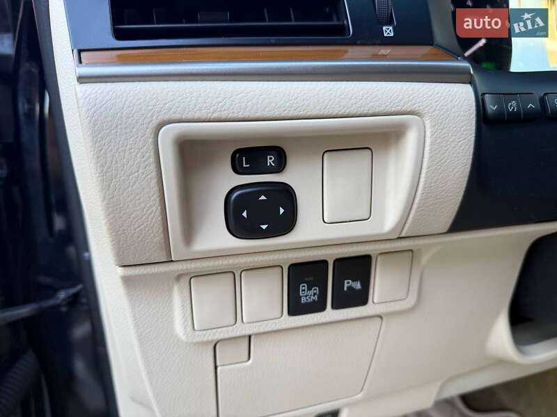 Седан Lexus ES 2013 в Киеве