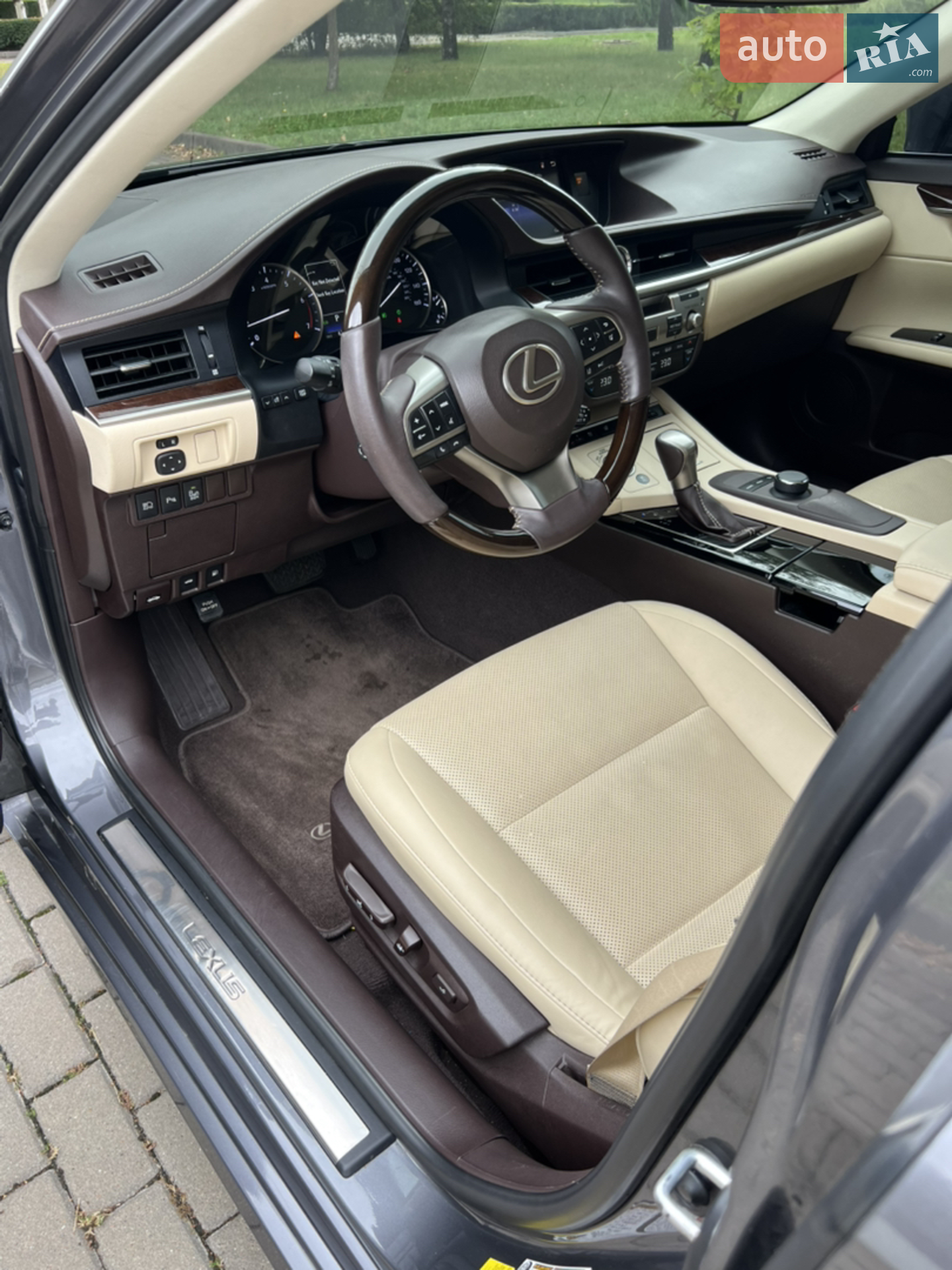 2016 Lexus ES - мініатюра 18