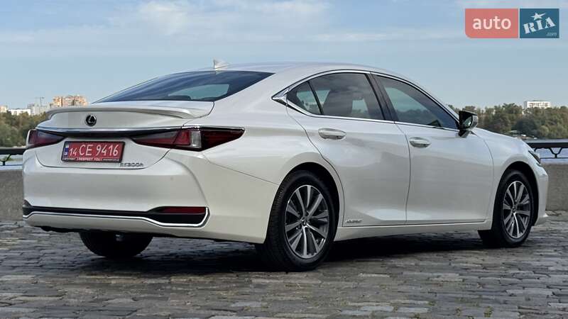 Седан Lexus ES 2021 в Киеве фото 3 Седан Lexus ES 2021 в Киеве