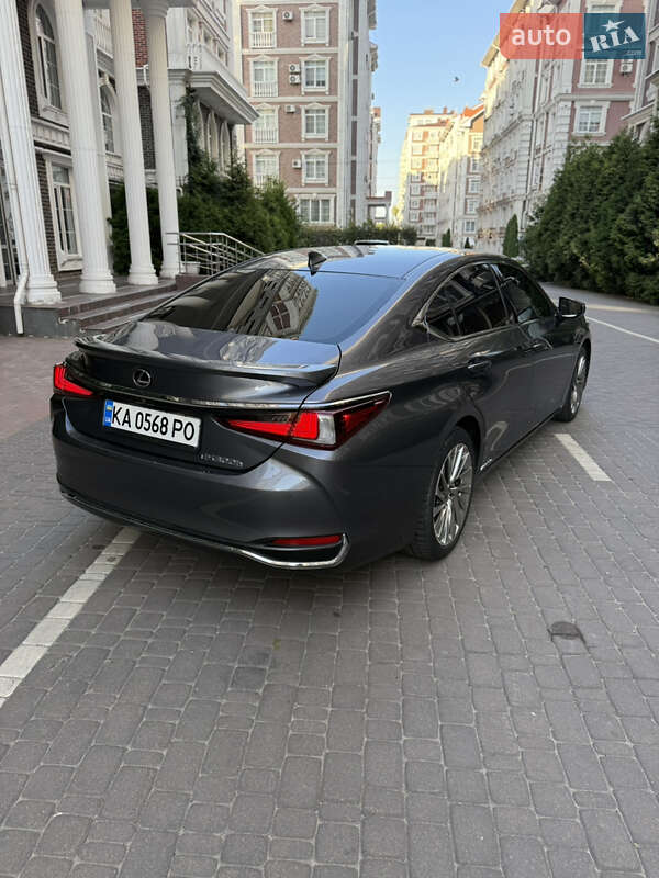 Седан Lexus ES 2019 в Киеве фото 9 Седан Lexus ES 2019 в Киеве