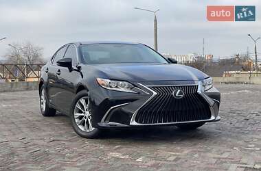 Седан Lexus ES 2013 в Владимире