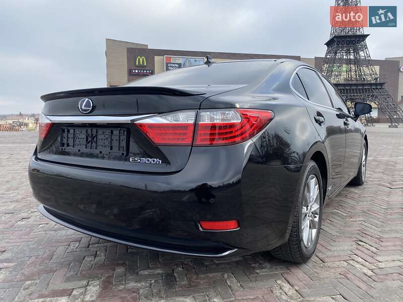 Седан Lexus ES 2013 в Владимире