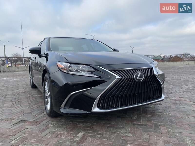 Седан Lexus ES 2013 в Владимире