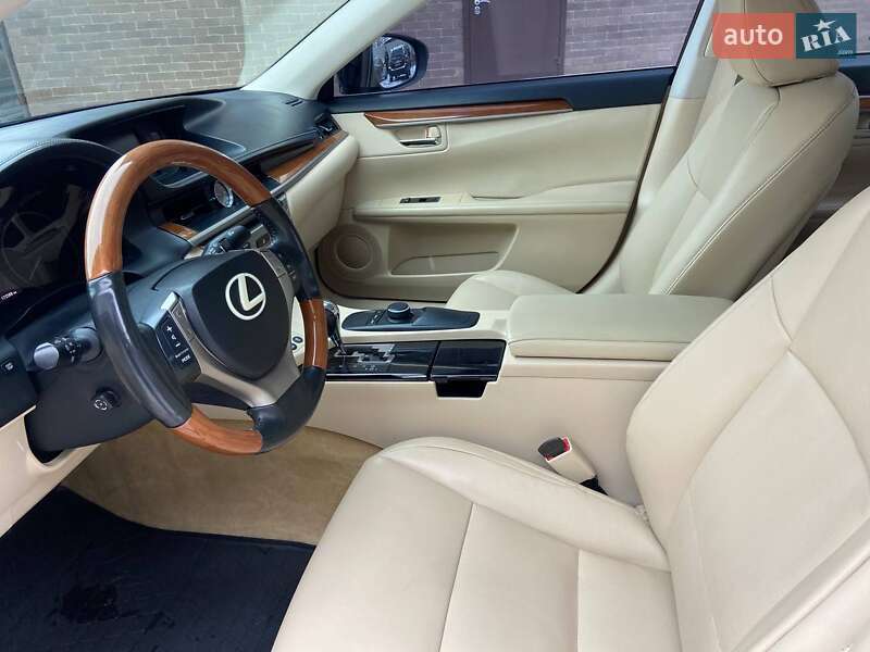 Седан Lexus ES 2013 в Харкові фото 10 Седан Lexus ES 2013 в Харкові