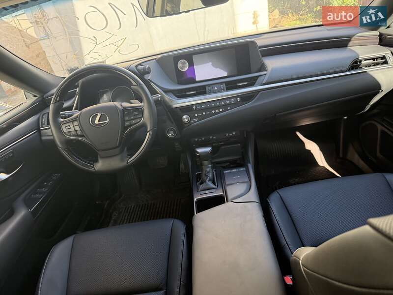 Седан Lexus ES 2021 в Умані фото 4 Седан Lexus ES 2021 в Умані