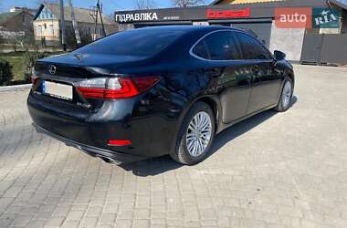Седан Lexus ES 2017 в Каменец-Подольском