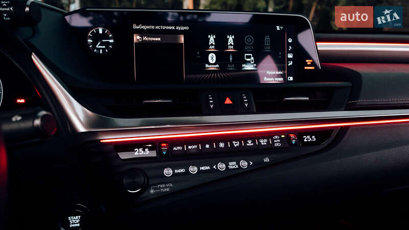 Седан Lexus ES 2019 в Києві