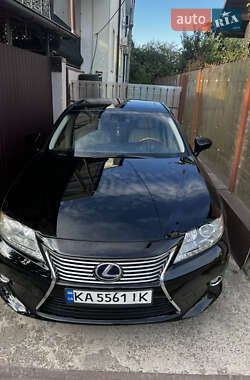 Седан Lexus ES 2014 в 