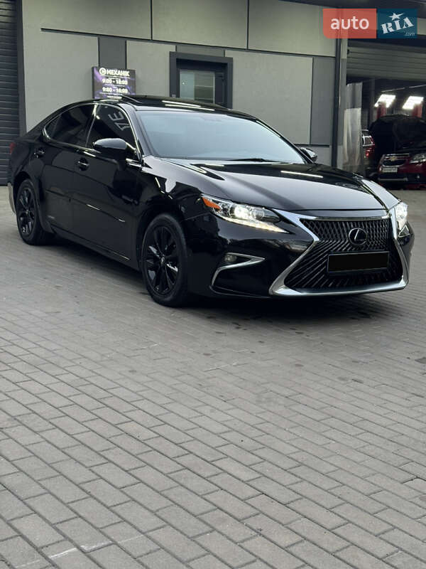 Lexus ES 2013