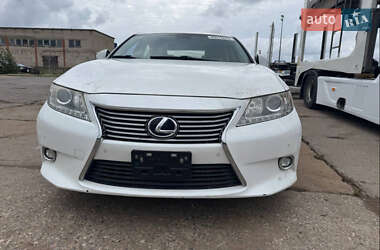 Седан Lexus ES 2014 в Києві