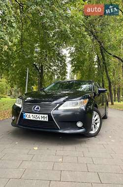 Седан Lexus ES 2013 в Києві
