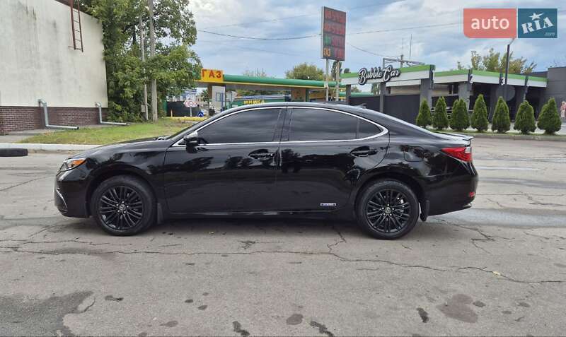 Седан Lexus ES 2014 в Харькове фото 2 Седан Lexus ES 2014 в Харькове