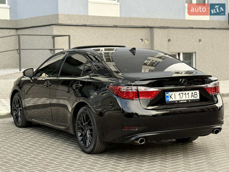 Седан Lexus ES 2014 в Білій Церкві
