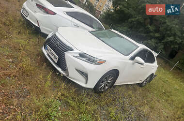Седан Lexus ES 2014 в Житомире