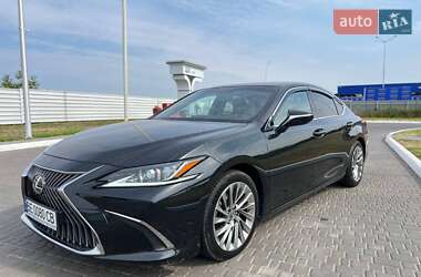 Седан Lexus ES 2018 в Николаеве