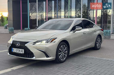 Седан Lexus ES 2021 в Києві