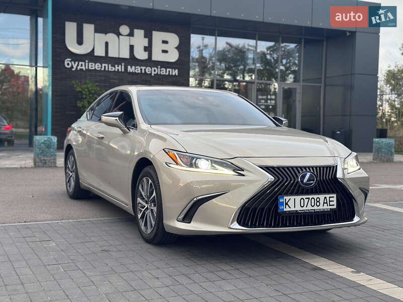 Седан Lexus ES 2021 в Киеве