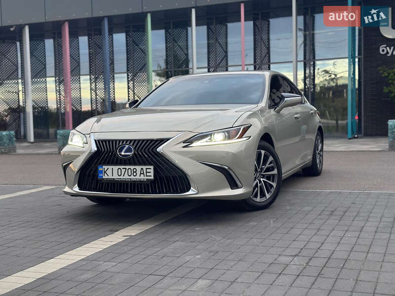 Седан Lexus ES 2021 в Киеве