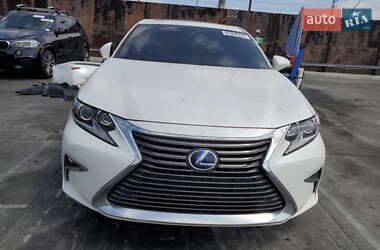 Седан Lexus ES 2018 в Киеве