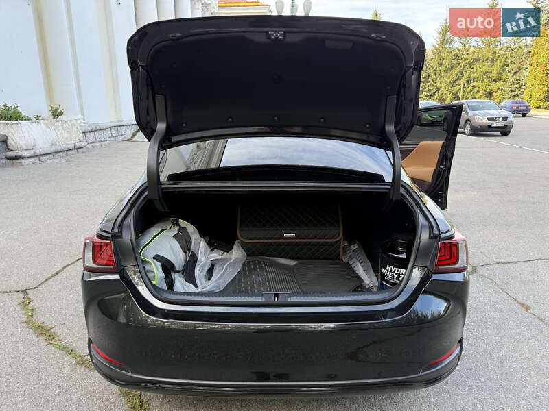 Седан Lexus ES 2021 в Желтых Водах фото 23 Седан Lexus ES 2021 в Желтых Водах