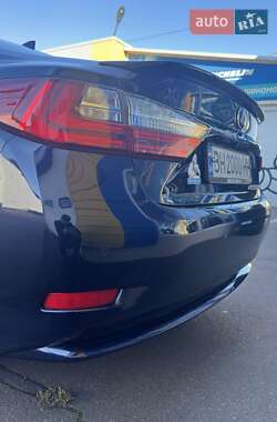 Седан Lexus ES 2017 в Одессе