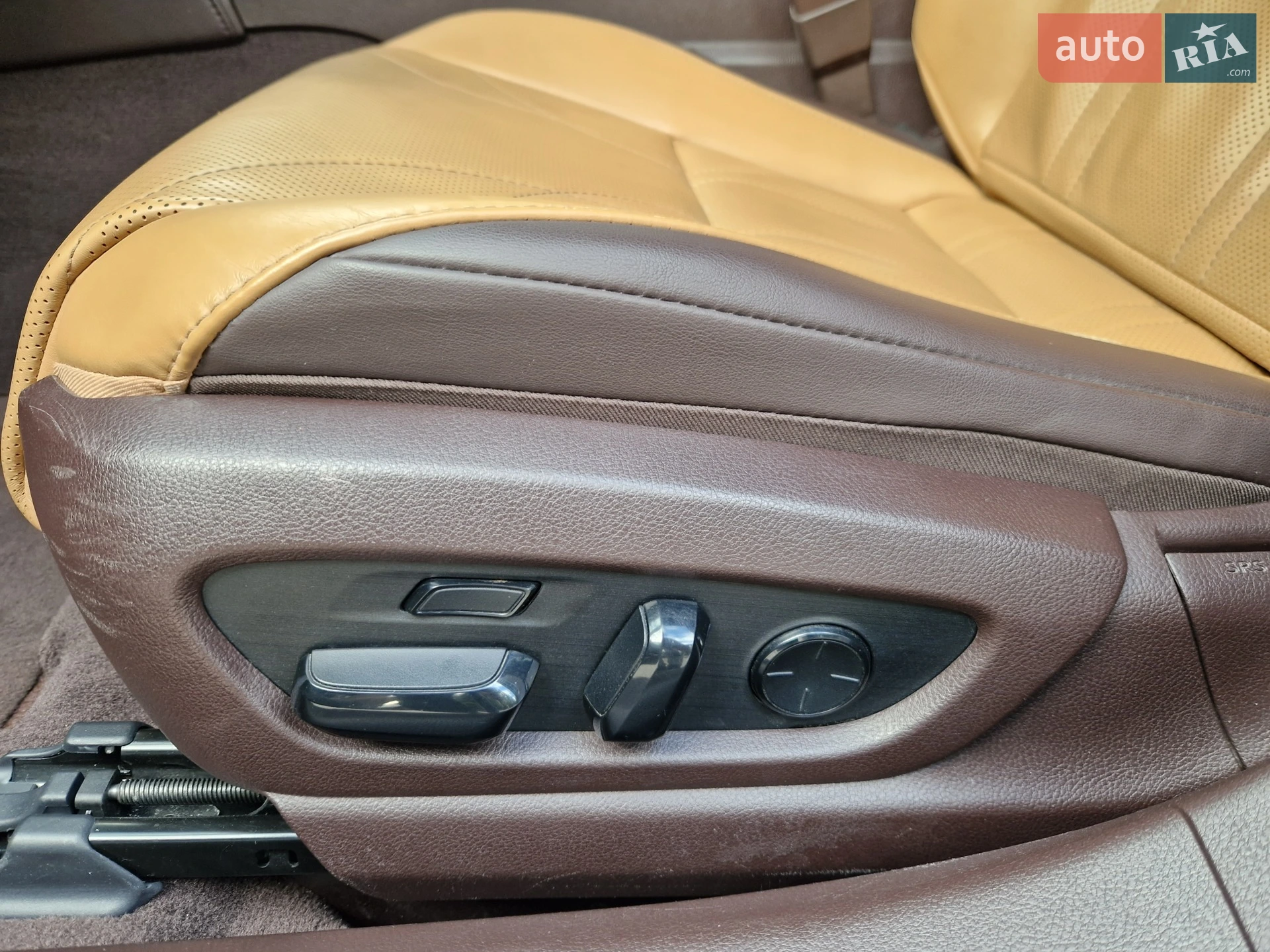 2019 Lexus ES - мініатюра 18