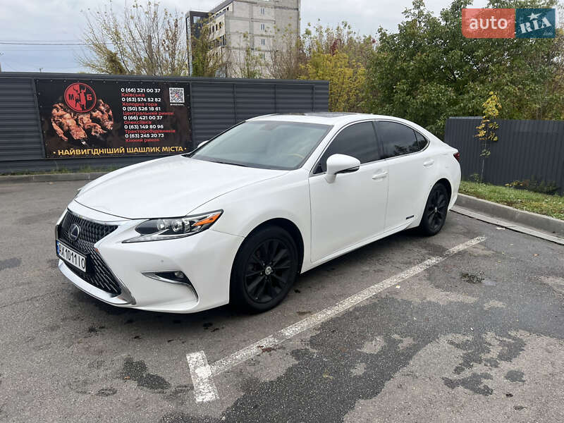 Седан Lexus ES 2012 в Харькове