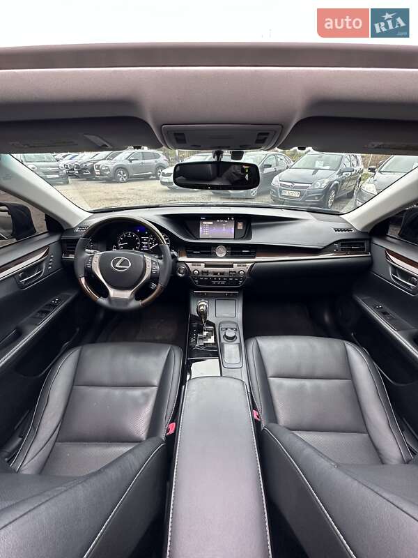 Седан Lexus ES 2015 в Белогородке фото 26 Седан Lexus ES 2015 в Белогородке