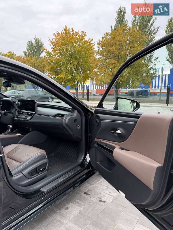 Седан Lexus ES 2023 в Днепре фото 10 Седан Lexus ES 2023 в Днепре