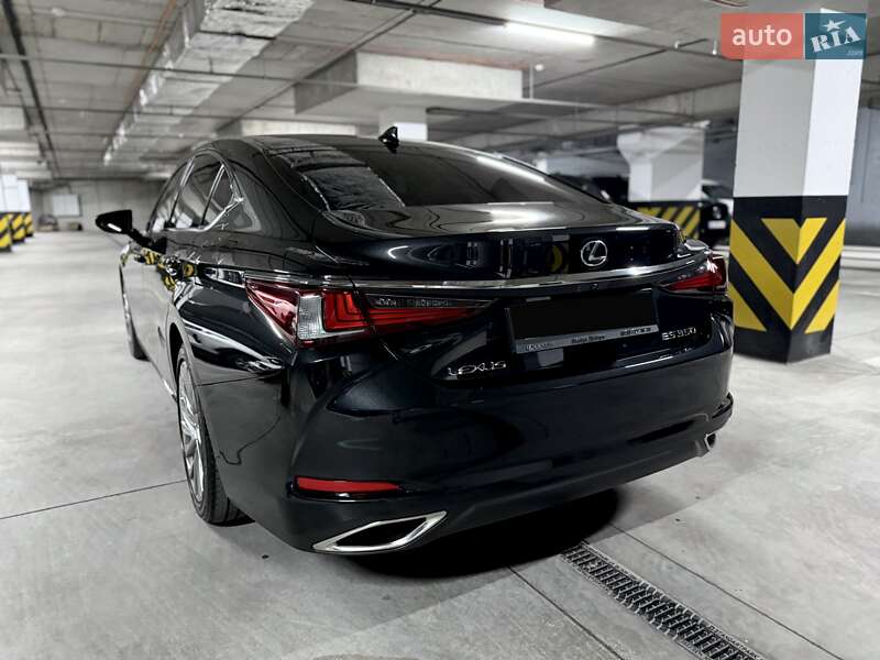 Седан Lexus ES 2022 в Дніпрі фото 11 Седан Lexus ES 2022 в Дніпрі
