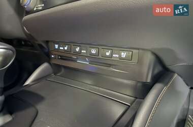 Седан Lexus ES 2022 в 