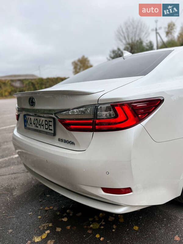 Седан Lexus ES 2017 в Виннице фото 11 Седан Lexus ES 2017 в Виннице