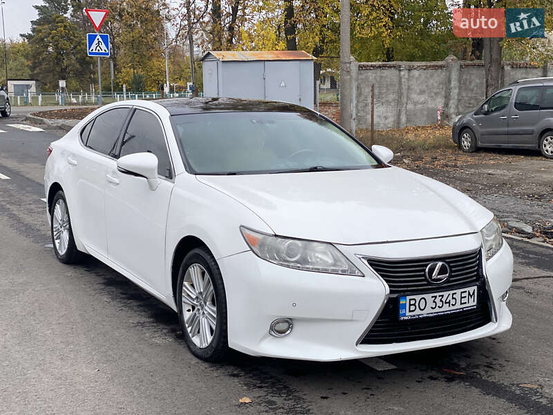Седан Lexus ES 2013 в Киеве фото 5 Седан Lexus ES 2013 в Киеве