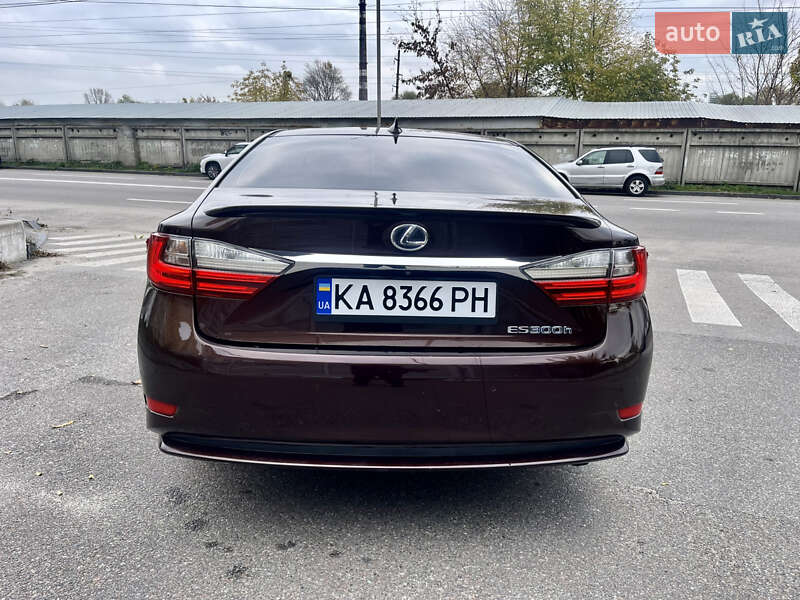 Седан Lexus ES 2015 в Киеве фото 9 Седан Lexus ES 2015 в Киеве