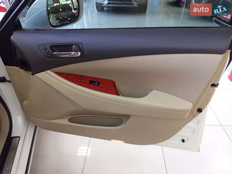 Седан Lexus ES 2006 в Одесі
