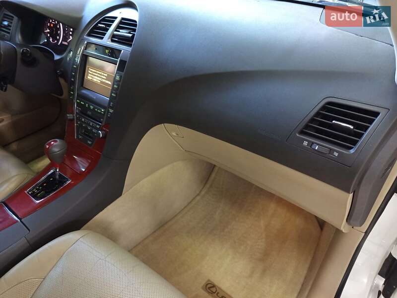 Седан Lexus ES 2006 в Одесі