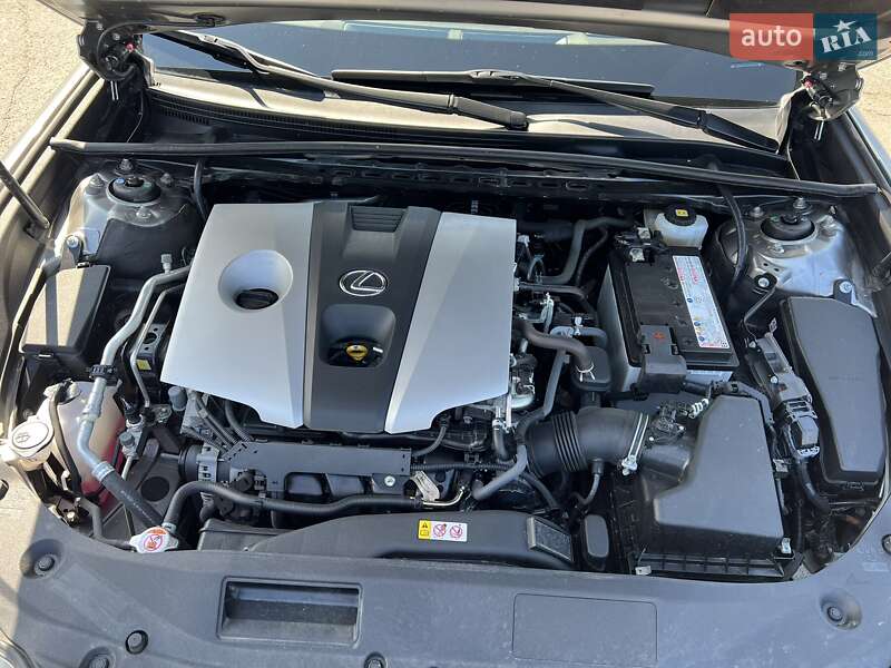 Седан Lexus ES 2018 в Черкассах фото 30 Седан Lexus ES 2018 в Черкассах