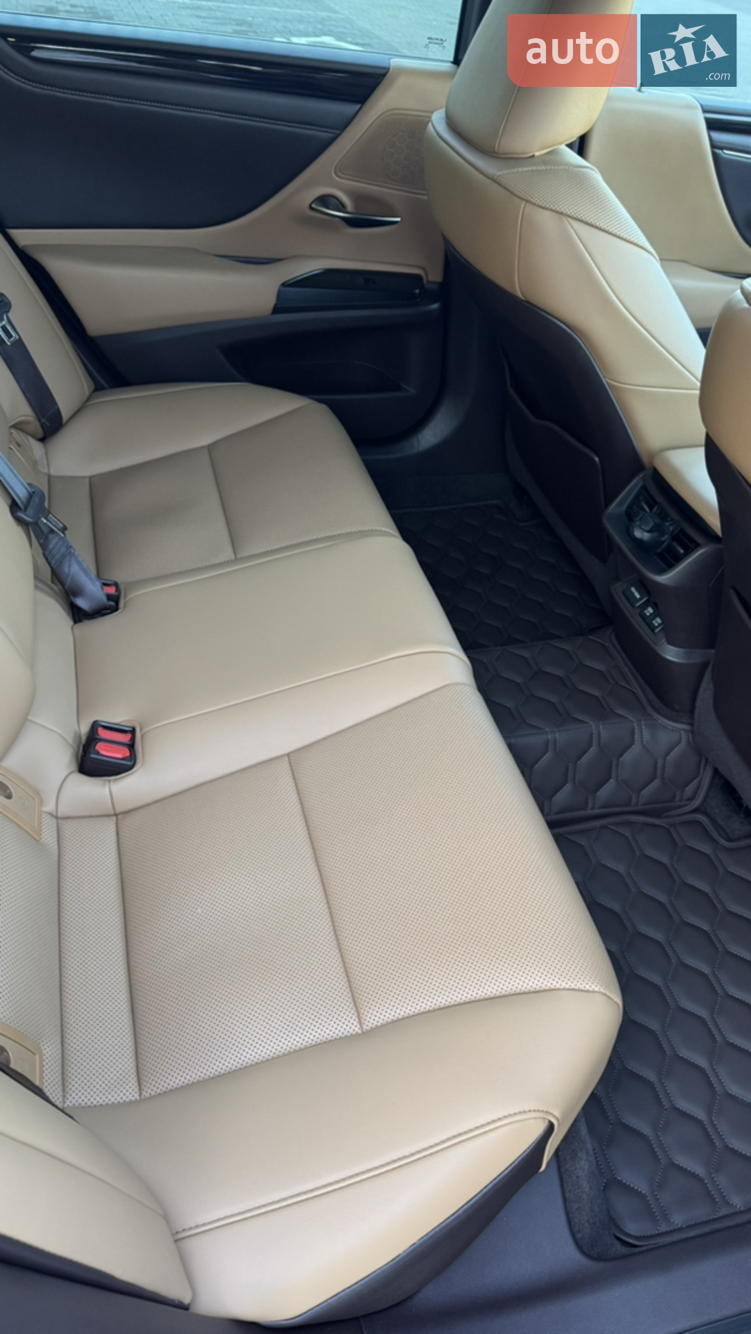 2019 Lexus ES - мініатюра 14