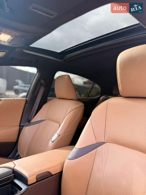 Седан Lexus ES 2021 в Житомире фото 24 Седан Lexus ES 2021 в Житомире