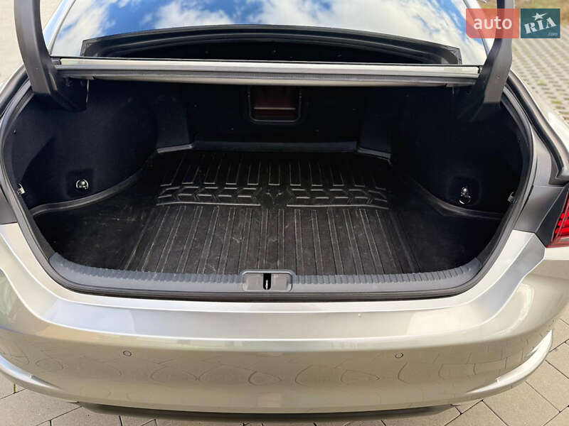 Седан Lexus ES 2021 в Житомире фото 28 Седан Lexus ES 2021 в Житомире