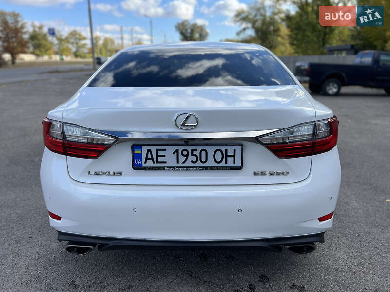 Седан Lexus ES 2016 в Днепре фото 4 Седан Lexus ES 2016 в Днепре