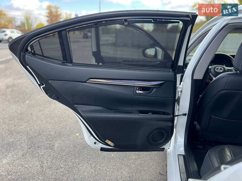 Седан Lexus ES 2016 в Днепре фото 12 Седан Lexus ES 2016 в Днепре