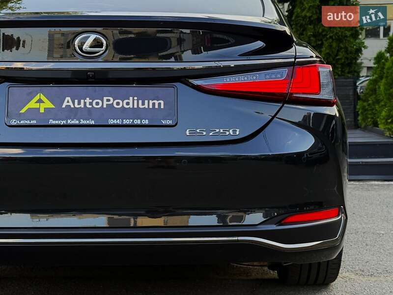 Седан Lexus ES 2023 в Киеве фото 22 Седан Lexus ES 2023 в Киеве