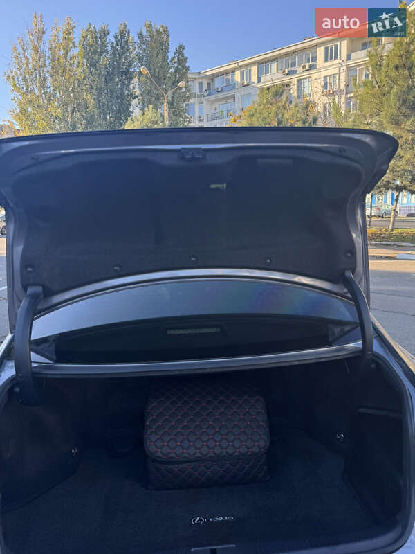 Седан Lexus ES 2014 в Одессе