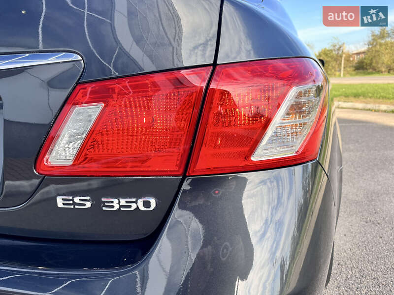 Седан Lexus ES 2008 в Белой Церкви