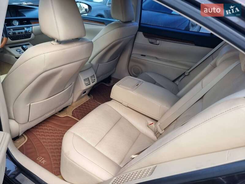 Седан Lexus ES 2013 в Одессе фото 5 Седан Lexus ES 2013 в Одессе