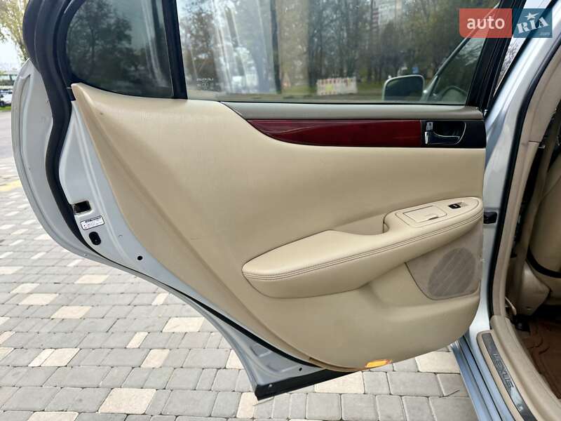 Седан Lexus ES 2002 в Одессе фото 49 Седан Lexus ES 2002 в Одессе