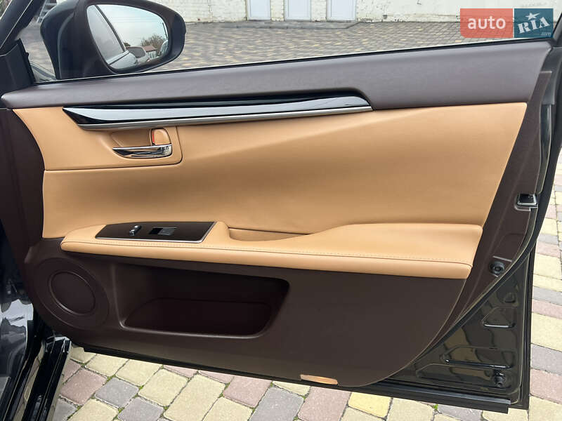 Седан Lexus ES 2017 в Дніпрі фото 9 Седан Lexus ES 2017 в Дніпрі
