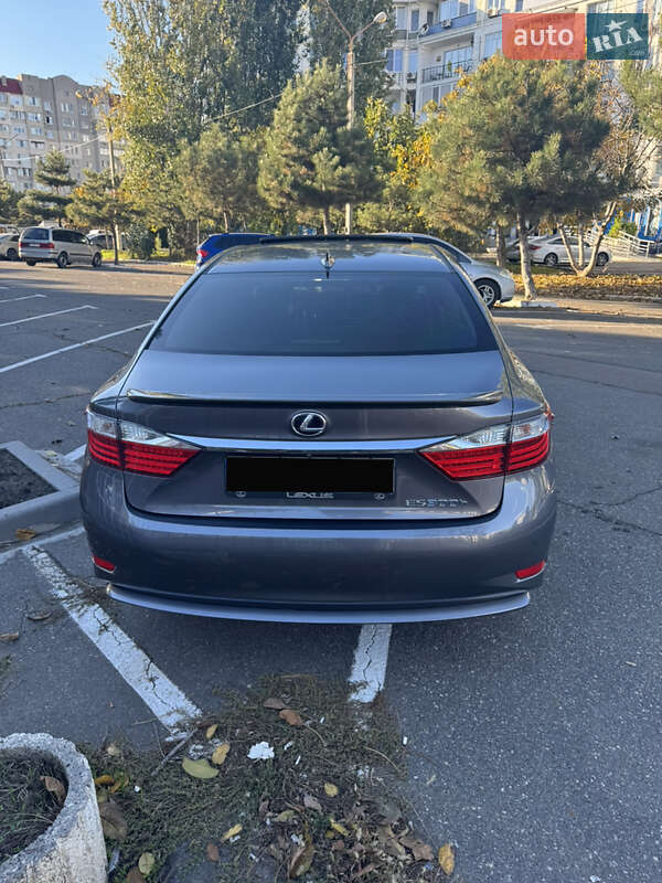 Седан Lexus ES 2014 в Добровеличковке